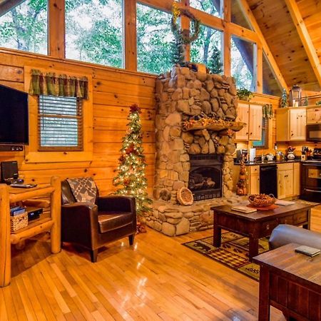 Beary Cozy Cabin Sevierville Esterno foto